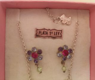 Conjunto gargantilla y pendientes Agatha 