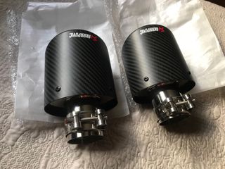 2 Colas de escape ovaladas carbono mate akrapovic