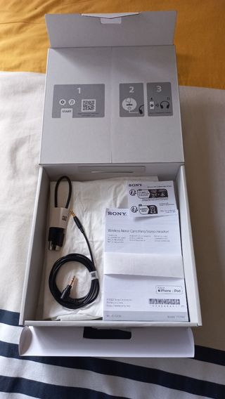 Auriculares Sony WH-CH720N
