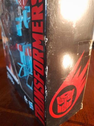 Transformers combiner wars hot spot