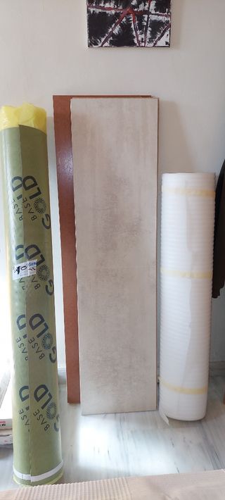 Suelo laminado nuevo