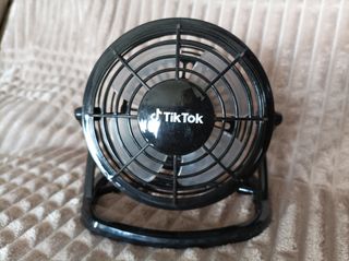 USB 16 GB pack de 10 y regalo ventilador todo nuev