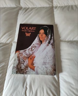 Antigua Mantilla de encaje años 80