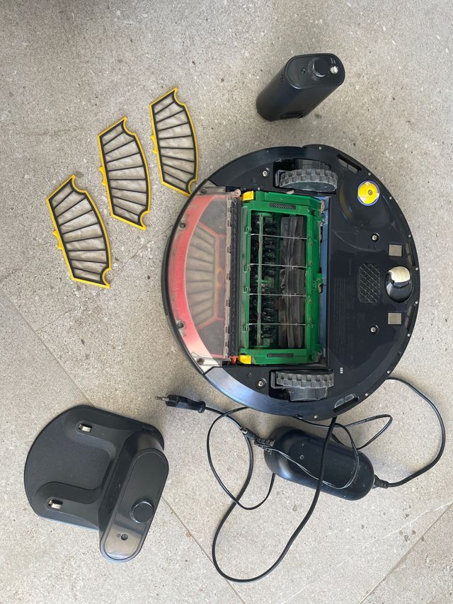 Roomba irobot modello 555