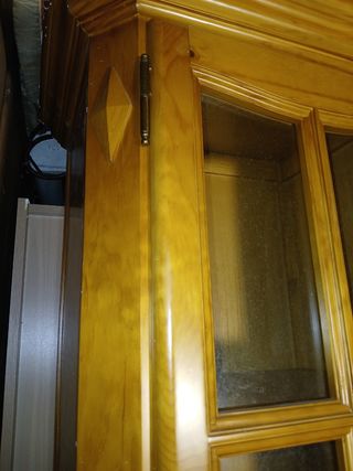 Mueble madera maciza se vende