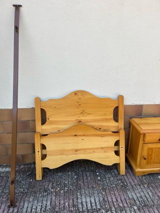 Conjunto 2 camas de 90, mesita, comoda y espejo