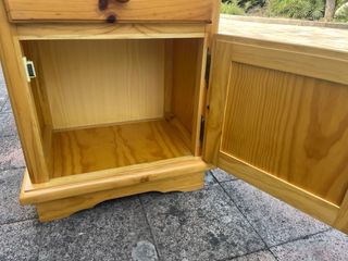 Conjunto 2 camas de 90, mesita, comoda y espejo