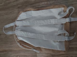 Mochila hecha a mano de rafia