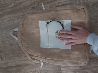 Mochila hecha a mano de rafia