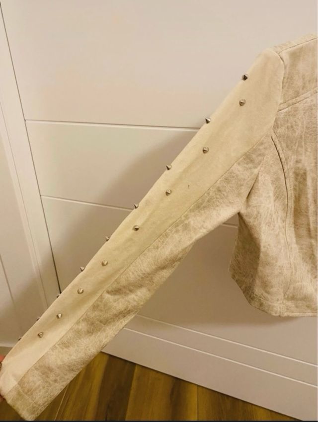 giacca con borchie Hozone