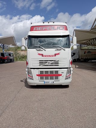 Camión volvo 460 eev