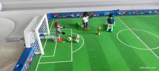 Futbolín Playmobil