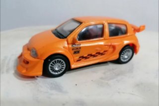 RENAULT CLIO V6 MAISTO ESCALA 1:43