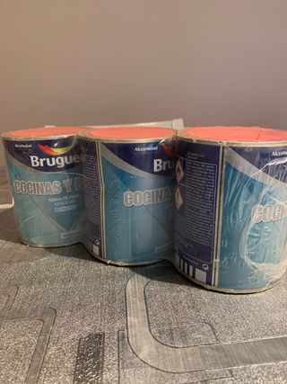 3 botes de esmalte Bruguer para cocina y baño
