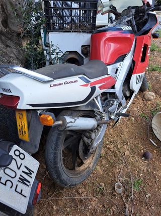 se vende moto en regla de papeles,