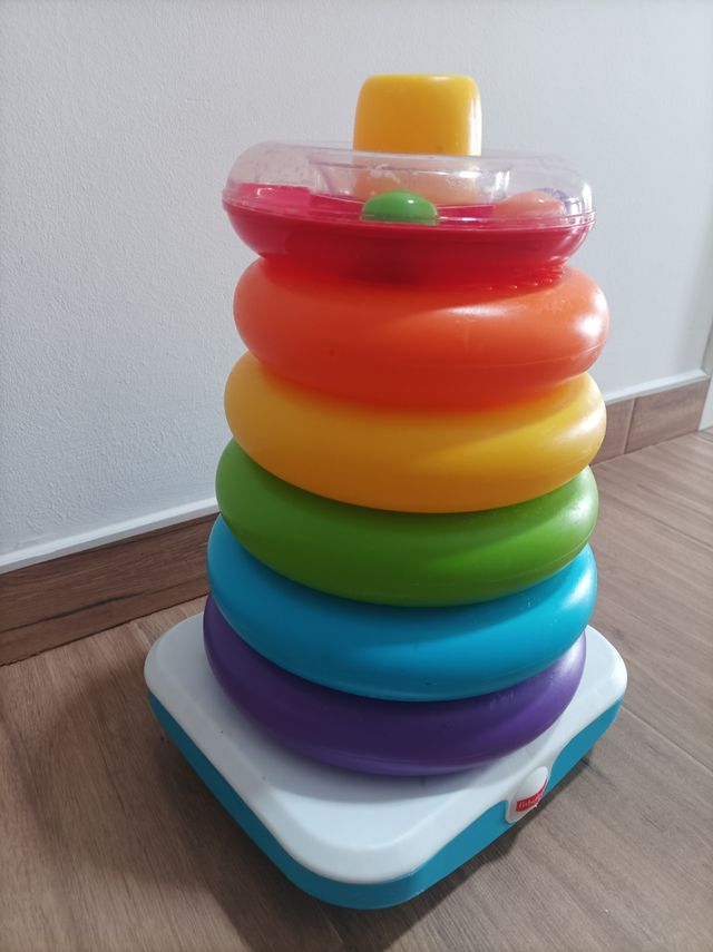 Pirámide balanceo gigante de Fisher-price