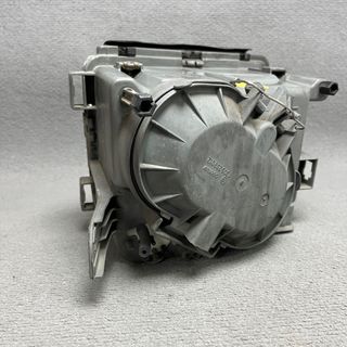 Faro izquierdo MERCEDES C126 sec coupe