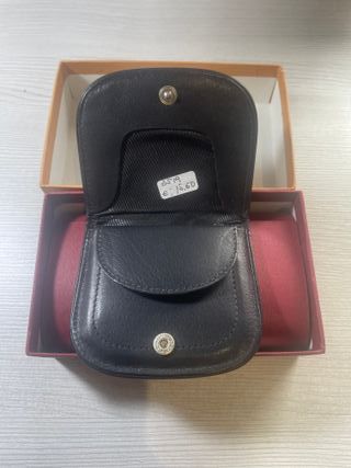 Monedero negro de piel