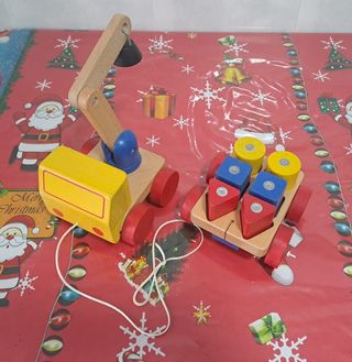 Grua de madera con iman.