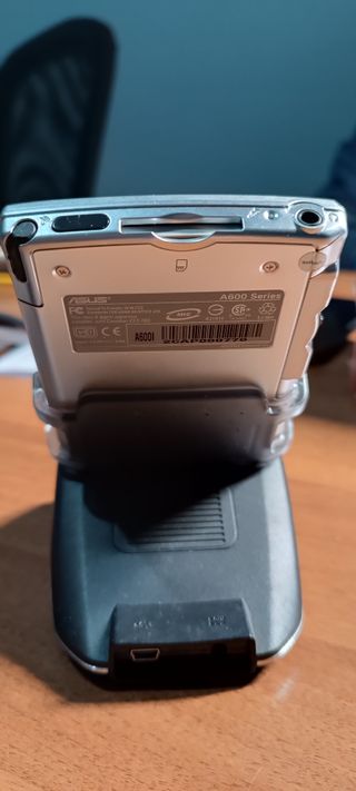 PALMARE PC ASUS SERIE A600