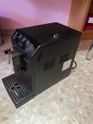Cafetera automatica philips HD8827.