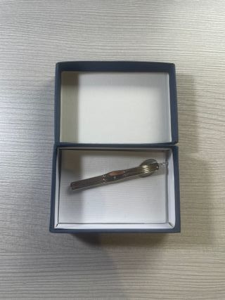 Alfiler de corbata bañado en plata