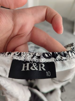 Vestido calaveras negro y blanco