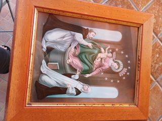 Quadro con stampa e vetro. 