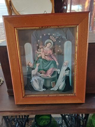 Quadro con stampa e vetro. 