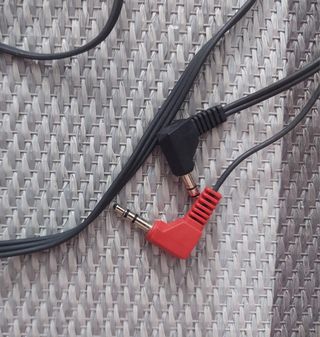 Cascos con Cable