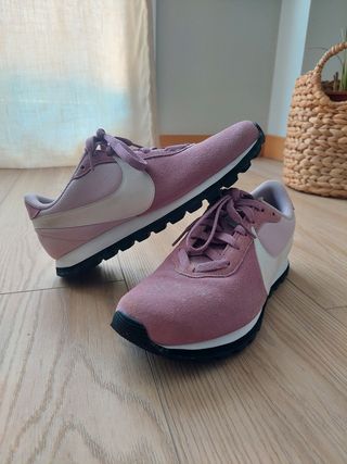 Zapatillas Nike Swoosh