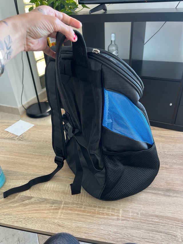Vendo mochila para mascota (perro o gato)