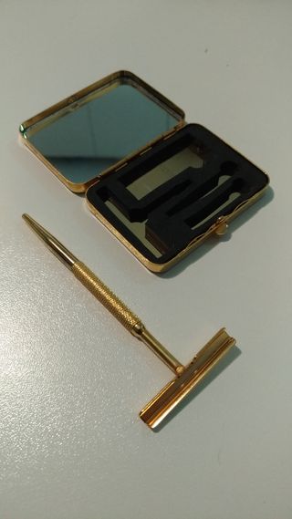 rasoio componibile dorato