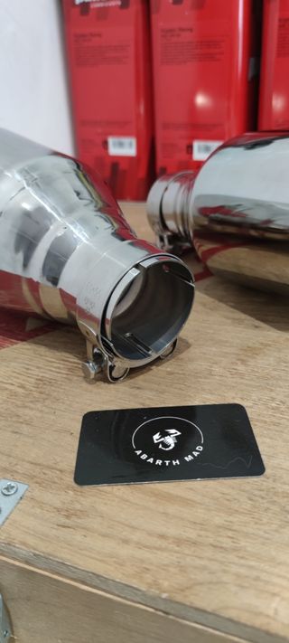 Abarth Universal Colas Escape 104,114 o 121mm Inox