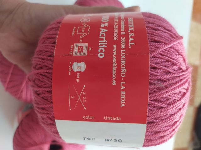 5 ovillos de hilo Monza rosa