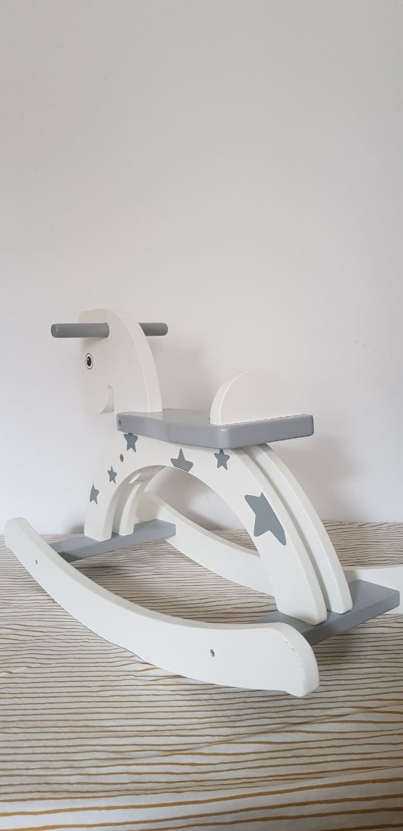 Caballo balancín niñ@
