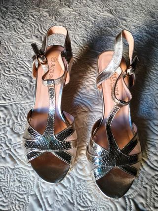 Sandalias 38.un solo uso.