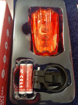 Luz trasera de bicicleta