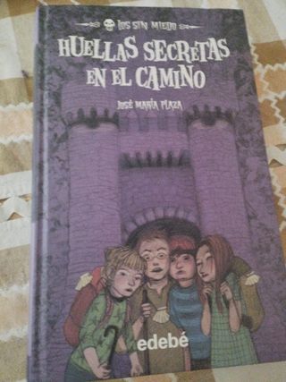 Libro: Huellas Secretas en el camino