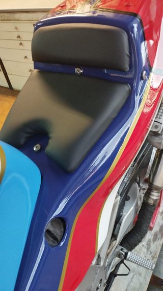 REPLICA HONDA VFR 750 RC30