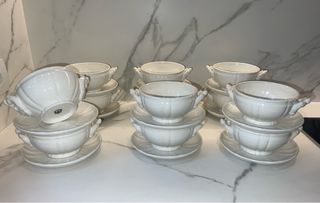 La Cartuja, set consomé