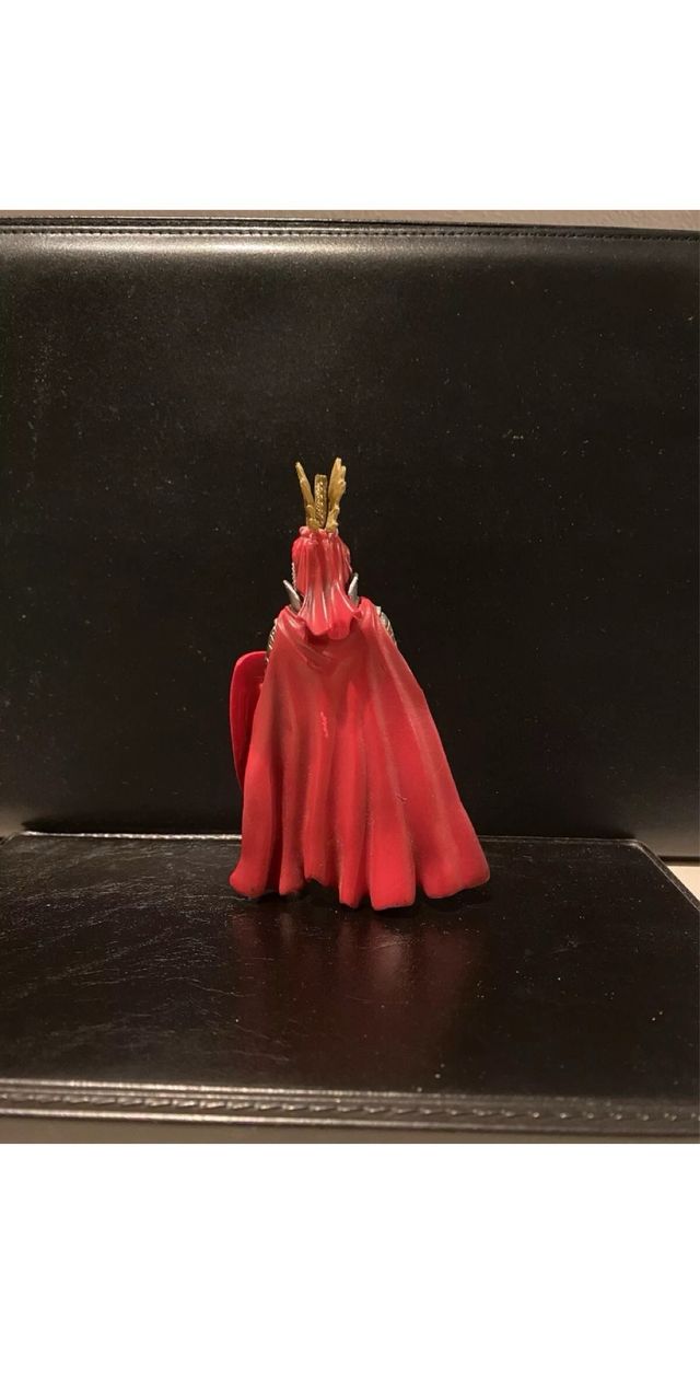 RE ARTÚ DALLA SERIE “CAVALIERI DI CAMELOT”.BLUEBOX