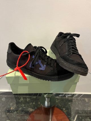 Off-White Sneakers