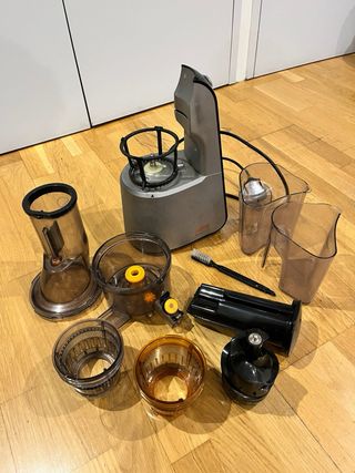 Licuadora Imetec SuccoVivo modelo N1201