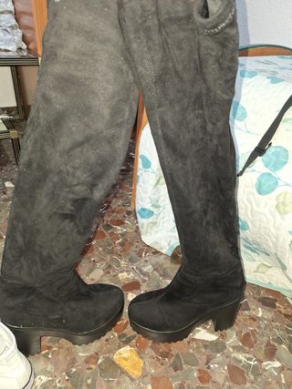 Botas