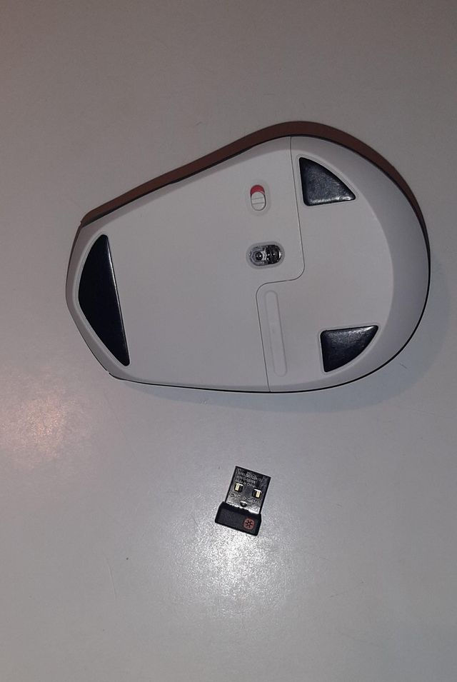 Ratón inalámbrico Logitech M720 (Nuevo)