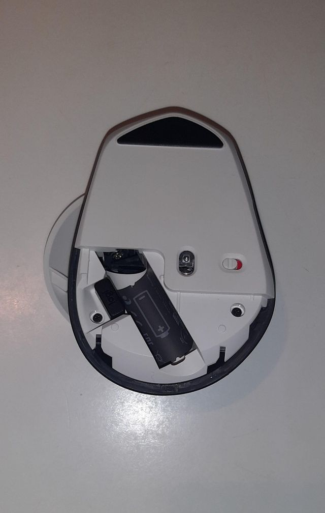 Ratón inalámbrico Logitech M720 (Nuevo)