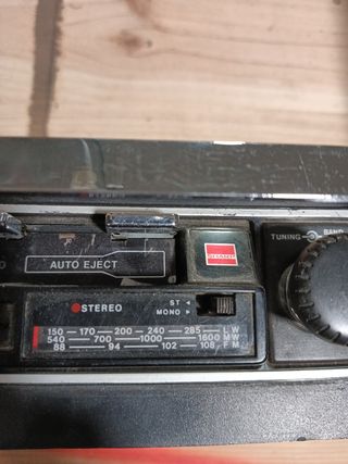 Radio cassette de coche Sharp