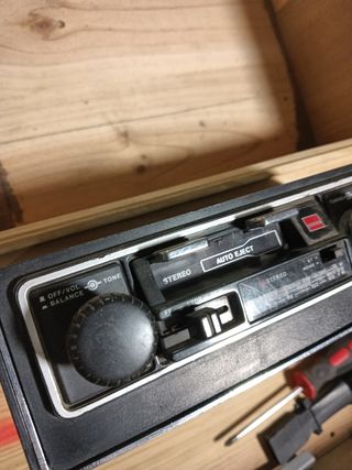 Radio cassette de coche Sharp