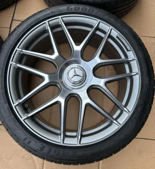 Llantas S63 W222 20" originales